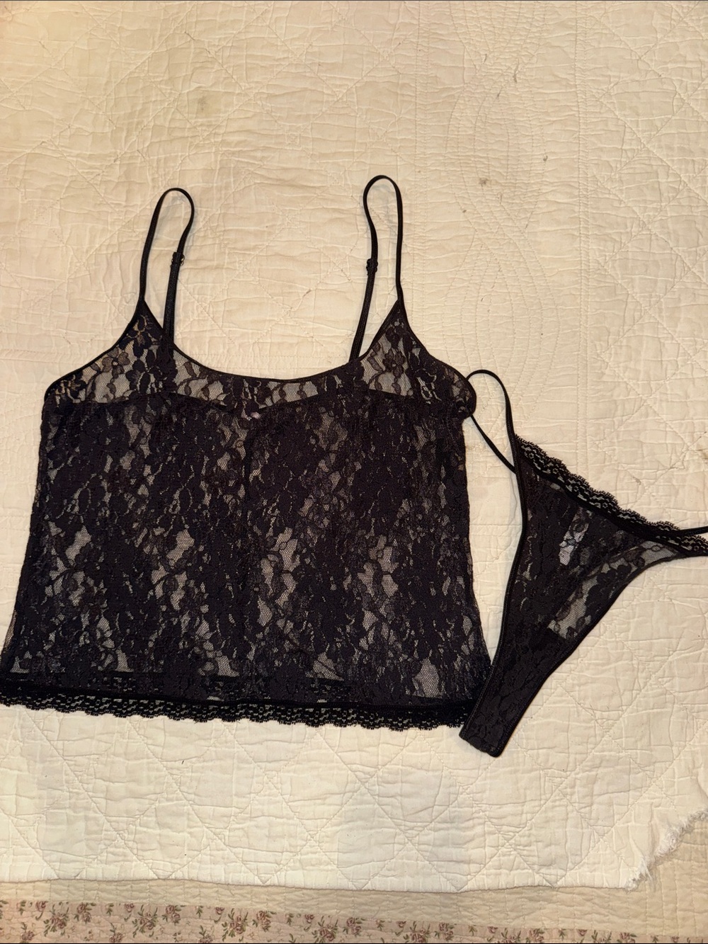 Victoria’s Secret Black Floral Lace Cami & Thong Set – Size M
